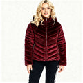 Jaqueta Feminina Veludo Chevron com Capuz Scaliny